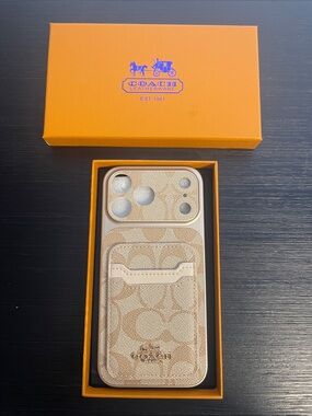iPhone 17 Pro Max COACH Beige Signature Canvas Card Slot iPhone Case